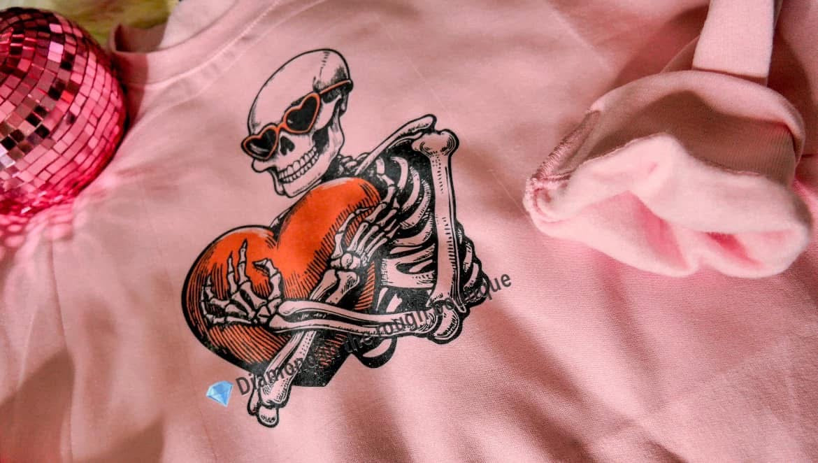 Skelly love -Crewneck