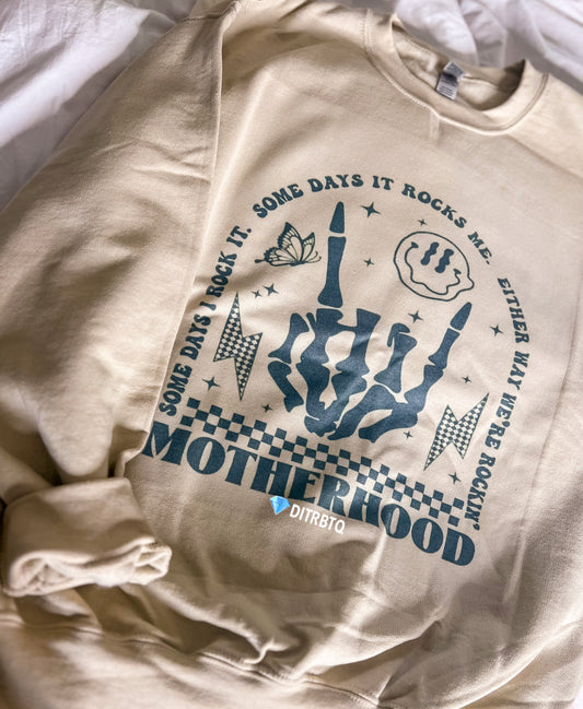 Motherhood-Crew neck