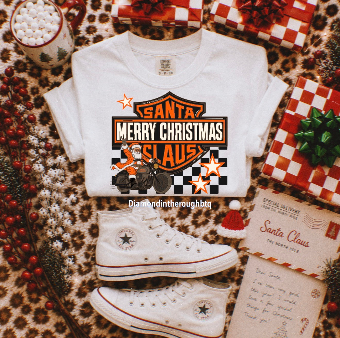 HD Santa-graphic tee