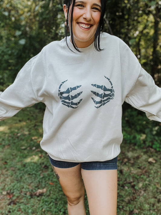Skelly hands-Crewneck