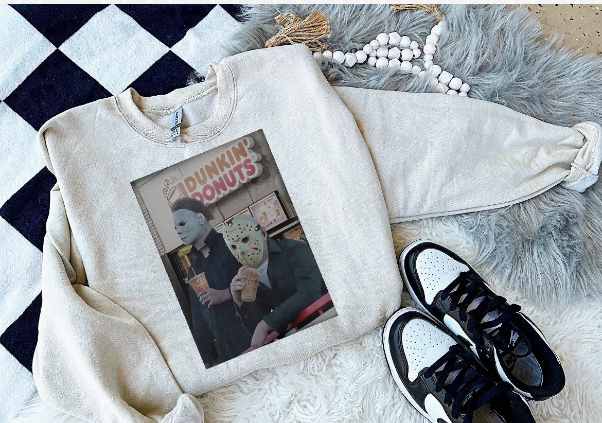 Dunkin’ Donuts horror-sweatshirt