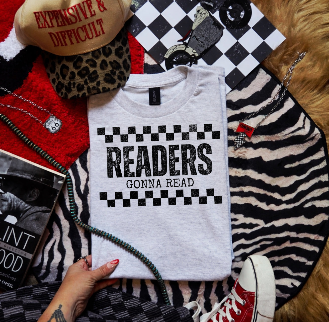 Readers gonna read-Graphic Tee