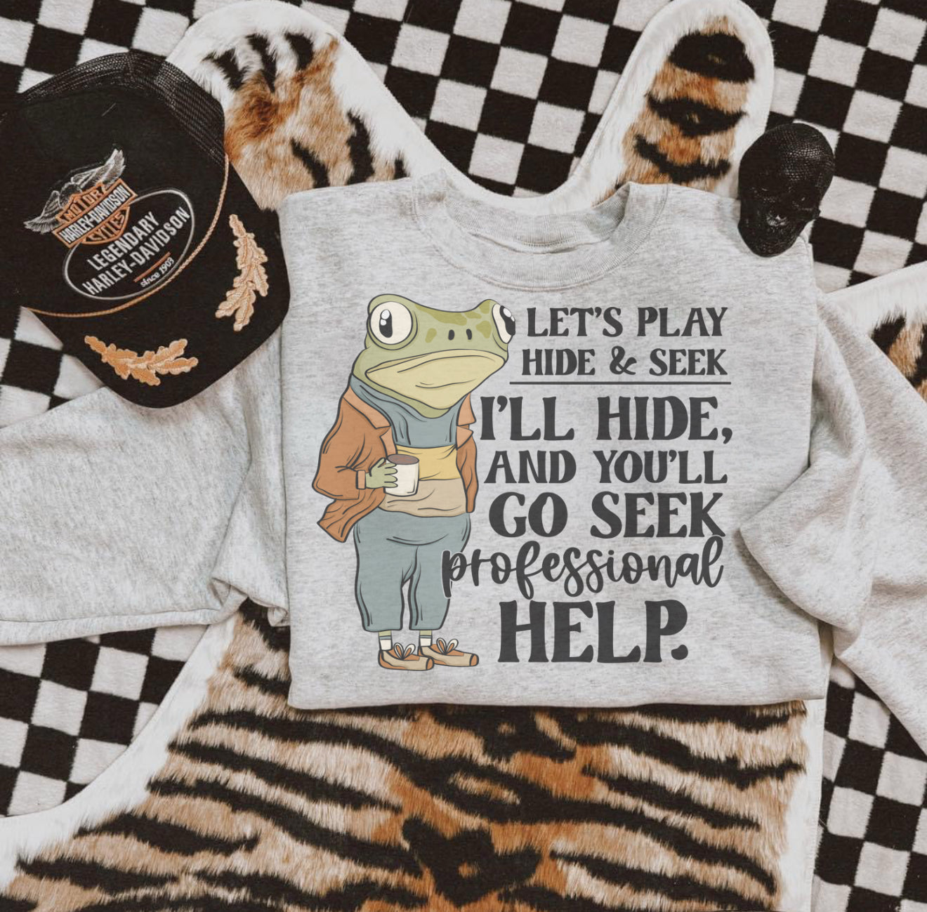 Let’s play hide & seek-Crewneck